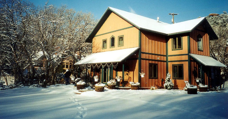 Seasons in Manitou Springs, Colorado